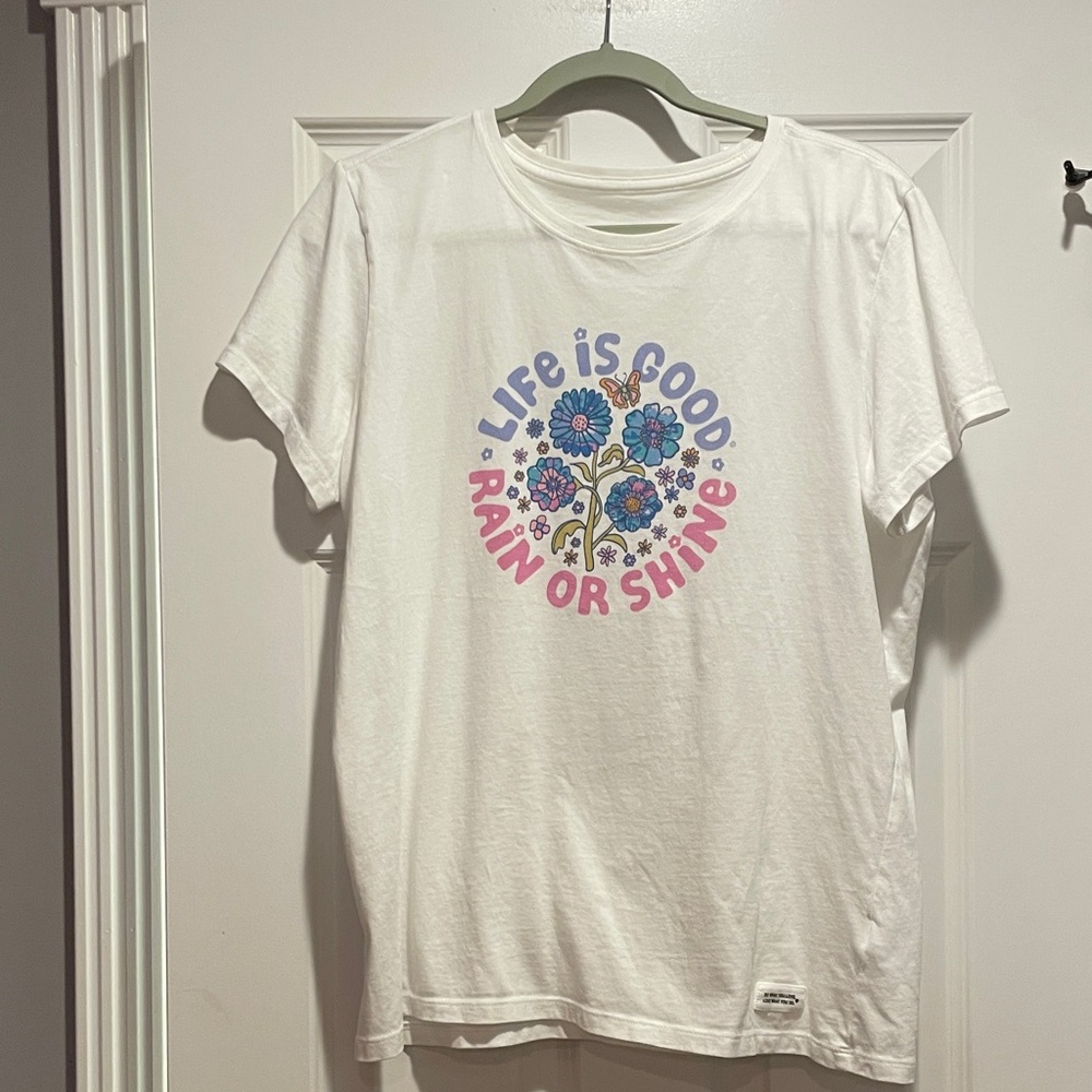 Life is Good woman’s tee shirt.